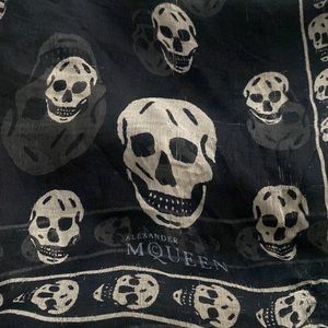 Alexander mcqueen scarf
